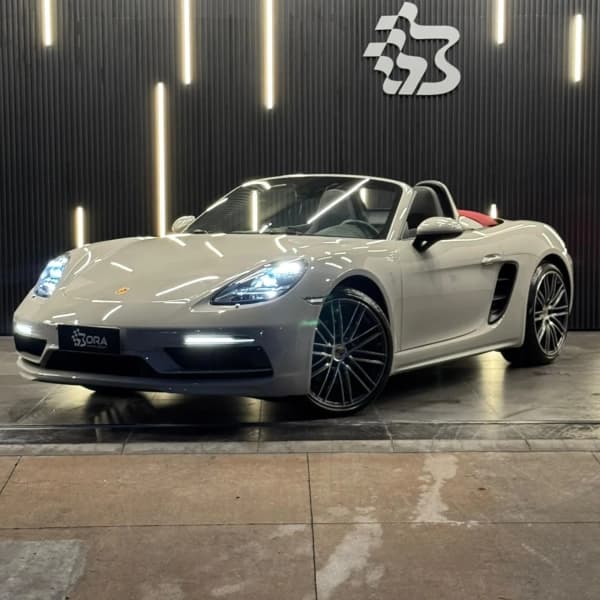 Imagem do carro PORSCHE 718